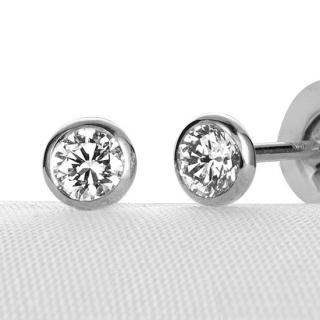 一粒ダイヤモンドピアス 一粒ダイヤモンドピアス