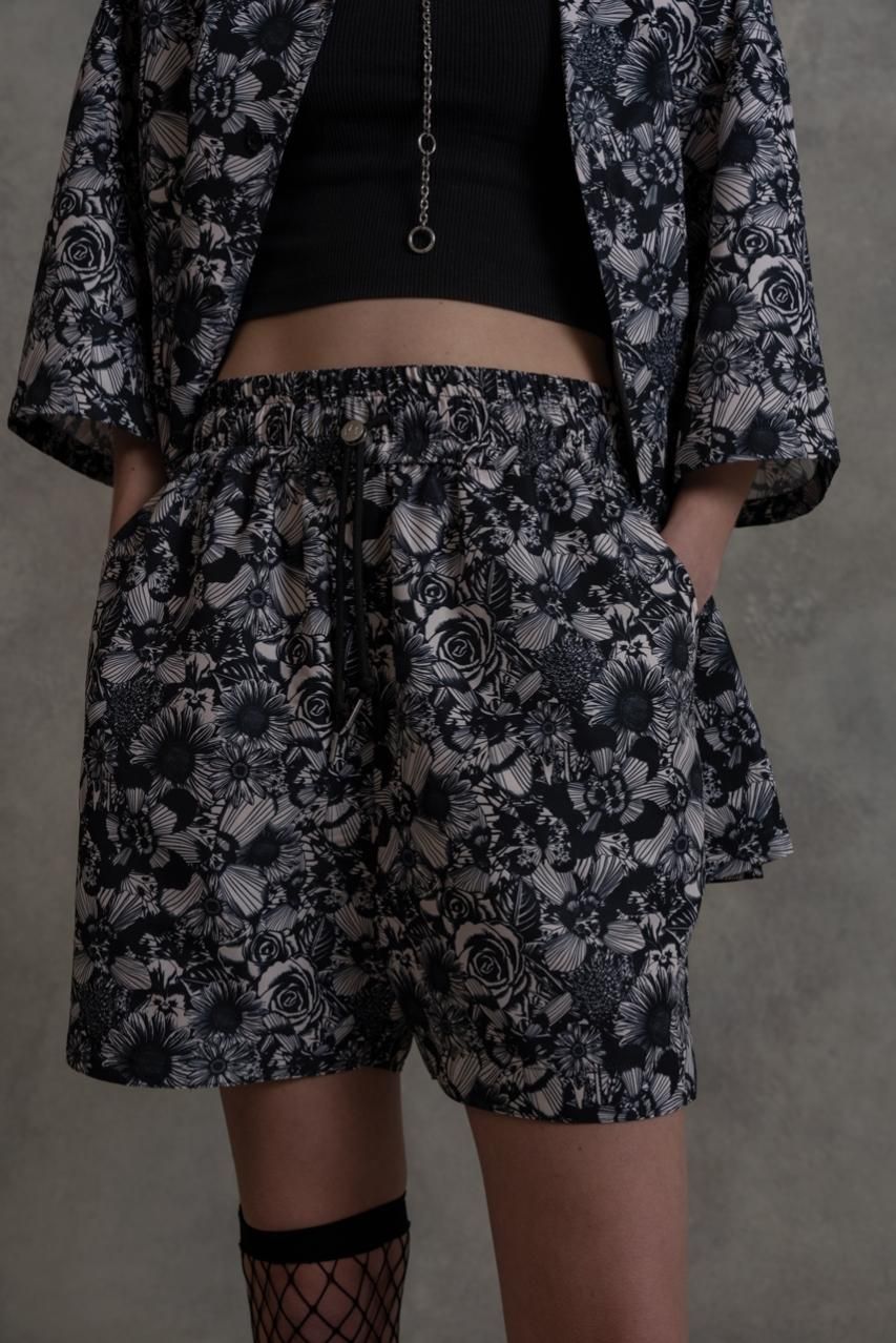 花柄ショートパンツ - ROY reflect overjoy 花柄ショートパンツ - ROY reflect overjoy