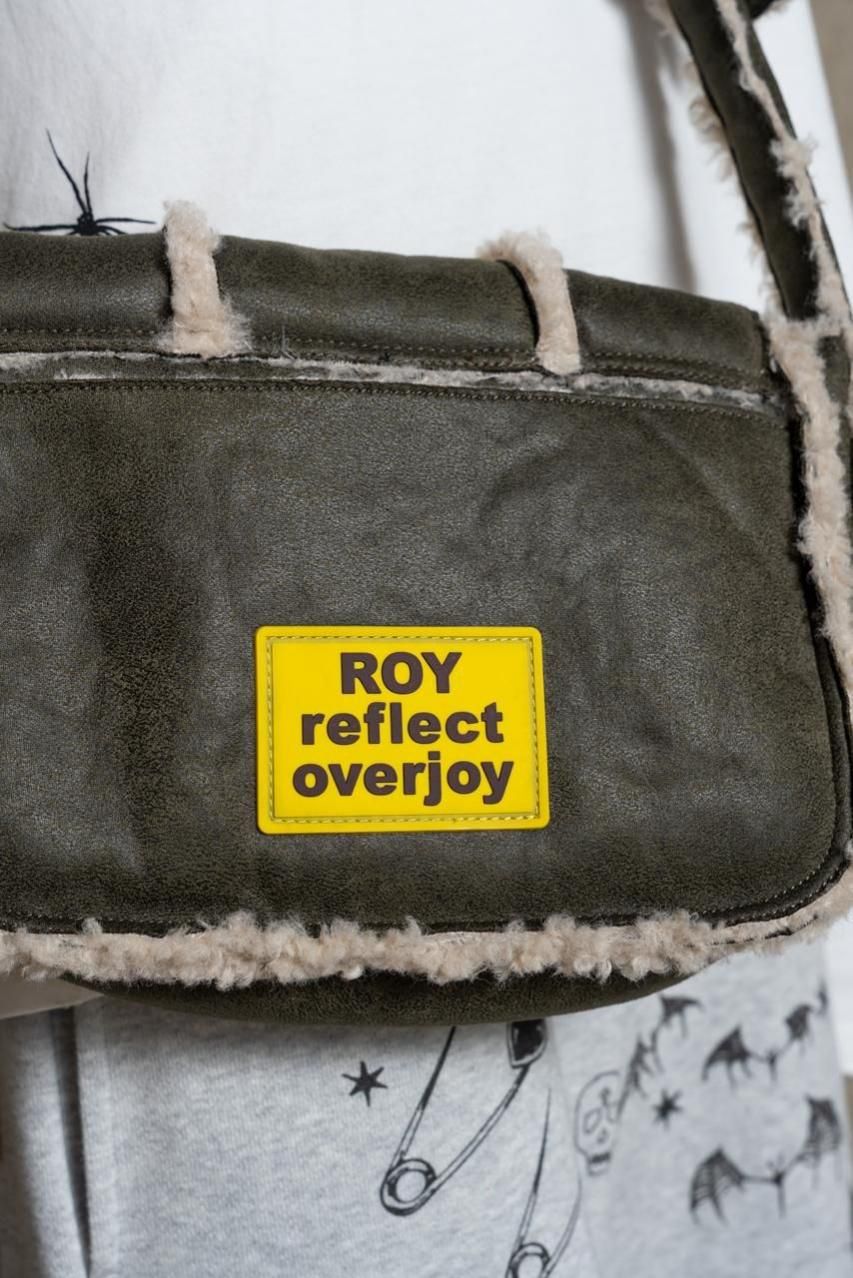 ムートンショルダーバッグ - ROY reflect overjoy