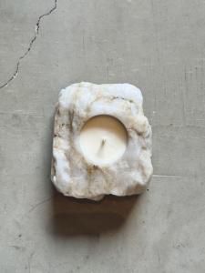 Ivory mist/white.4