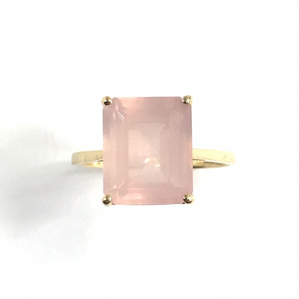 Ring <br> (Pink Quartz)