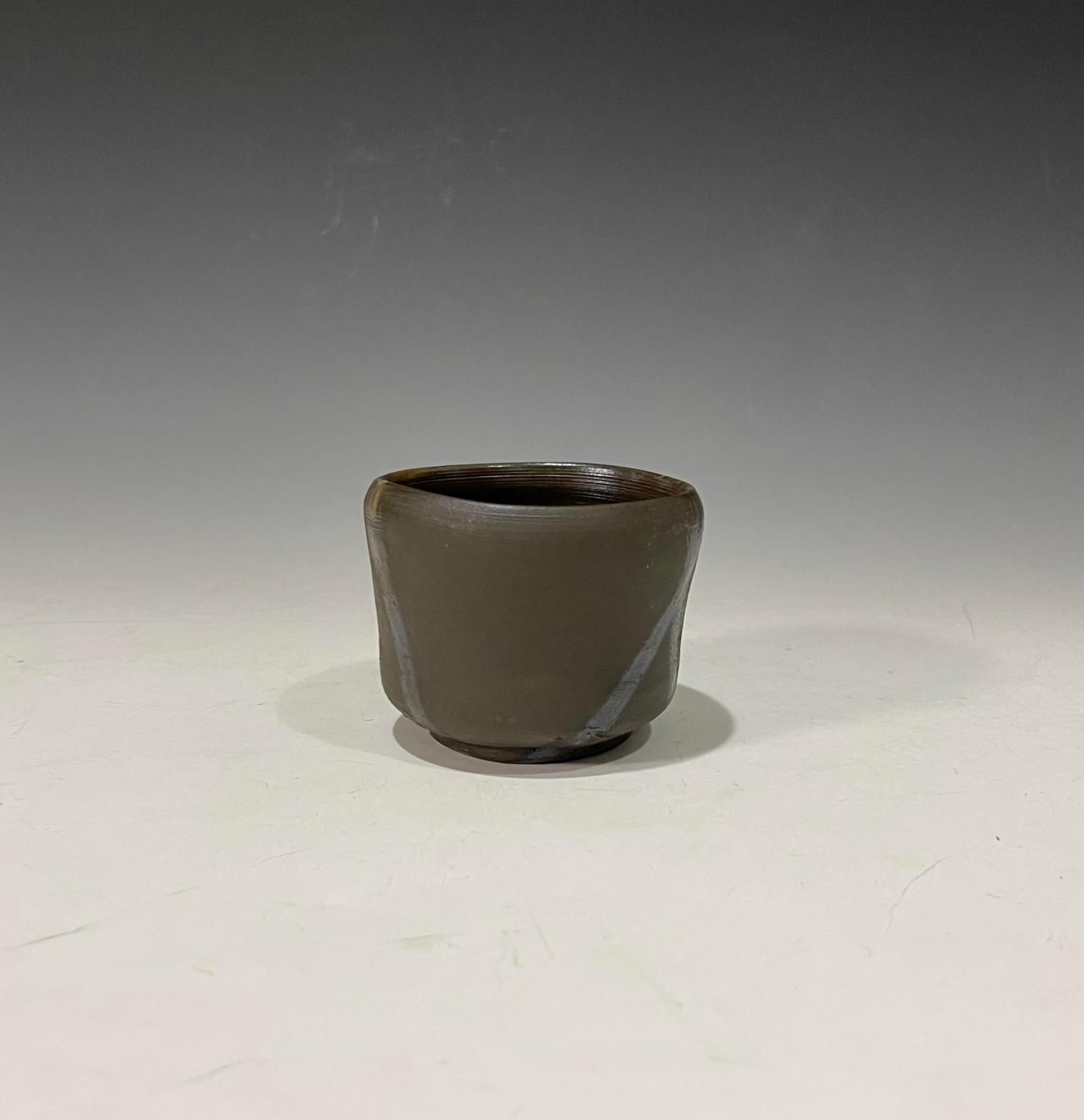 黒襷ぐい呑 - gallerykai 黒襷ぐい呑 - gallerykai