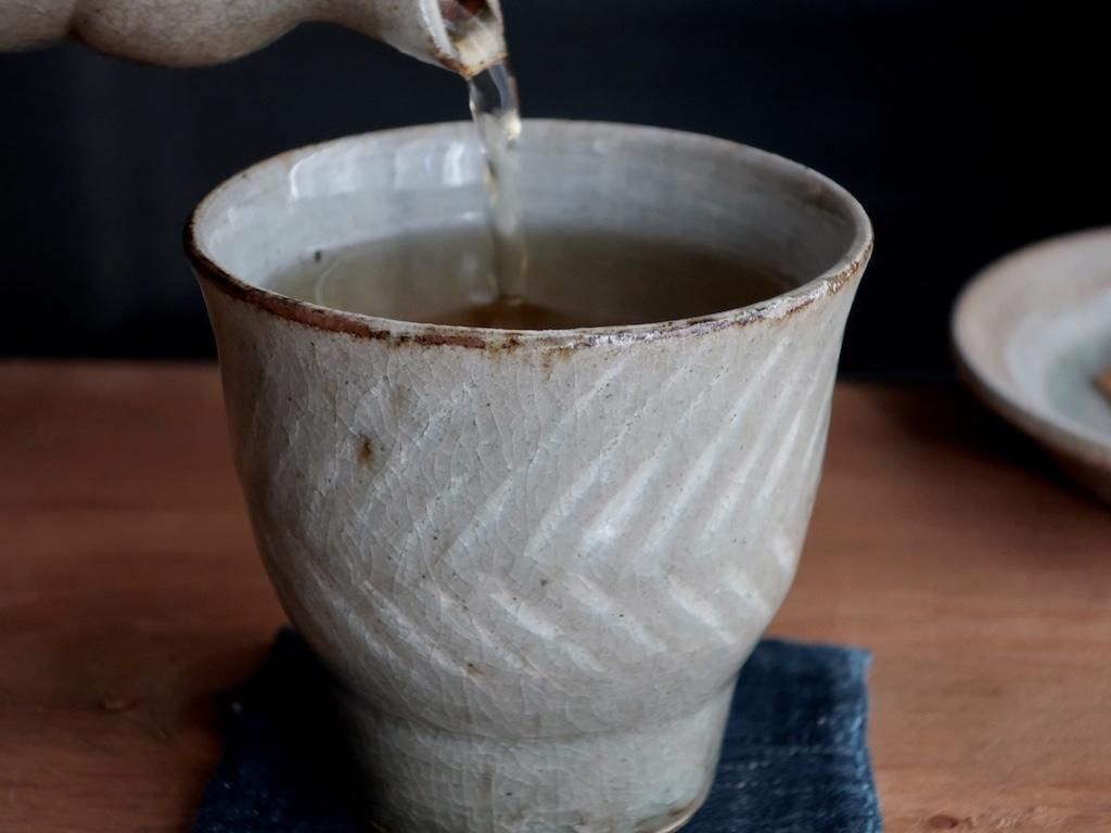 中嶋窯・象嵌湯呑み - ウツワヤ、シロオサ