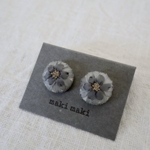 maki  maki　pierce “double  flower ”  