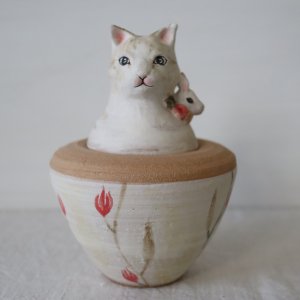 acne pottery studio　カノプス壺 (花模様)