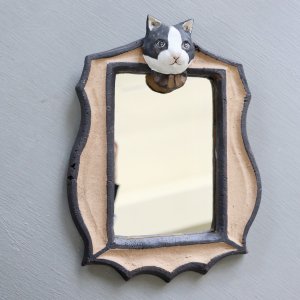 acne pottery studio　猫の壁掛け鏡 (ハチワレ)