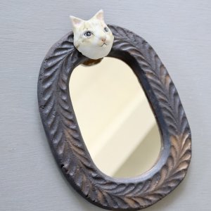 acne pottery studio　猫の壁掛け鏡 (トラネコ)