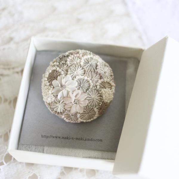 maki maki brooch “星屑“ (CB-5)- aoi door | Online Shop maki maki brooch “星屑“ (CB-5)- aoi door | Online Shop
