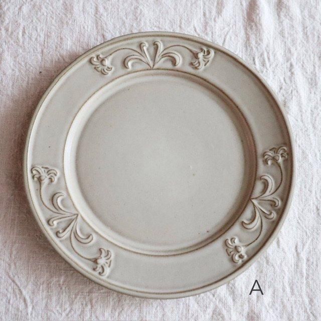 内山太朗 Decorative dish ユリ（リムプレート） | aoi door