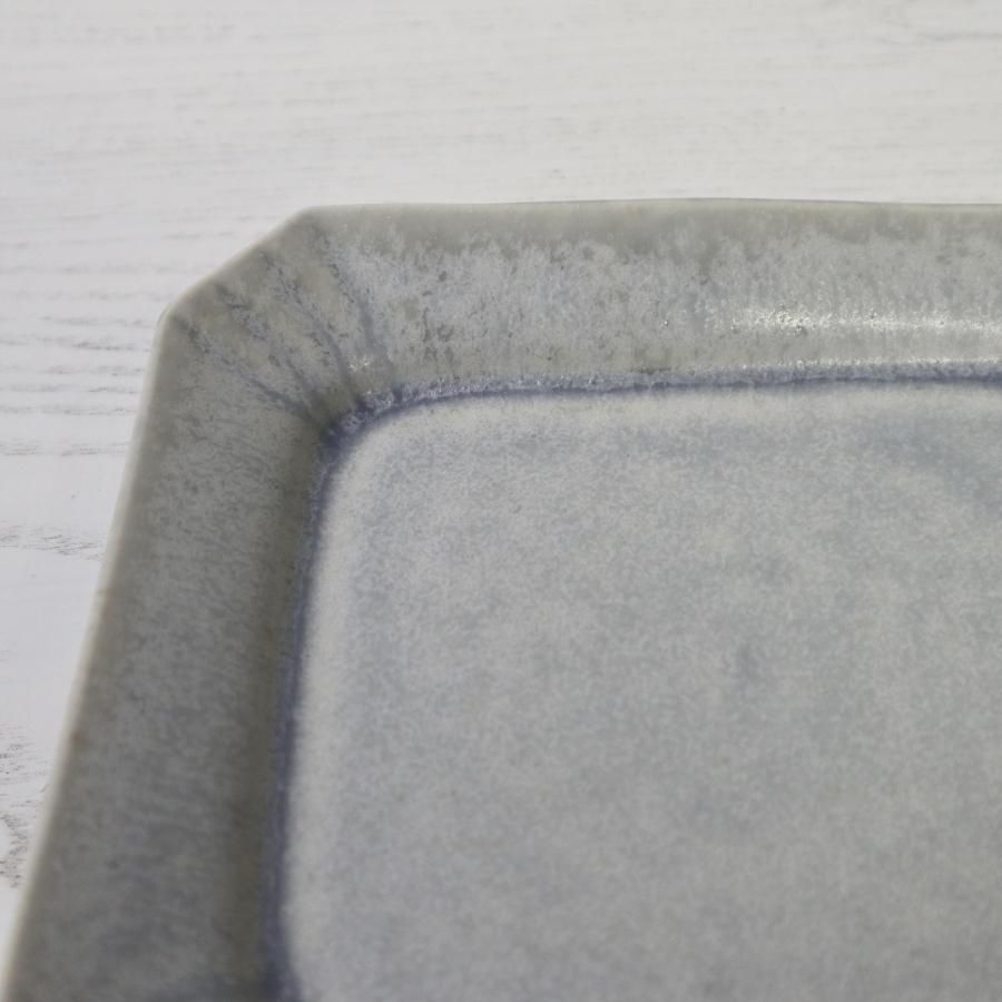 広瀬佳子さん　大皿　グレー　直径約26㎝　新品未使用品 広瀬佳子さん 大皿 グレー 直径約26㎝ 新品未使用品