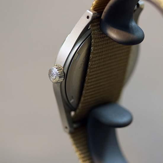 HAMILTON Khaki 9415A HAMILTON Khaki 9415A