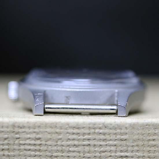 40年の経年を愉しむ MIL-W-46374B 1982 HAMILTON MODEL 40年の経年を愉しむ MIL-W-46374B 1982 HAMILTON MODEL