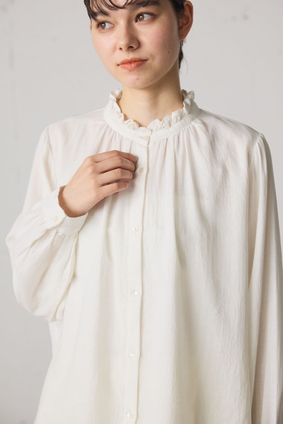 frill collar gather neck shirt - MidiUmi（ミディウミ）｜ONLINE SHOP