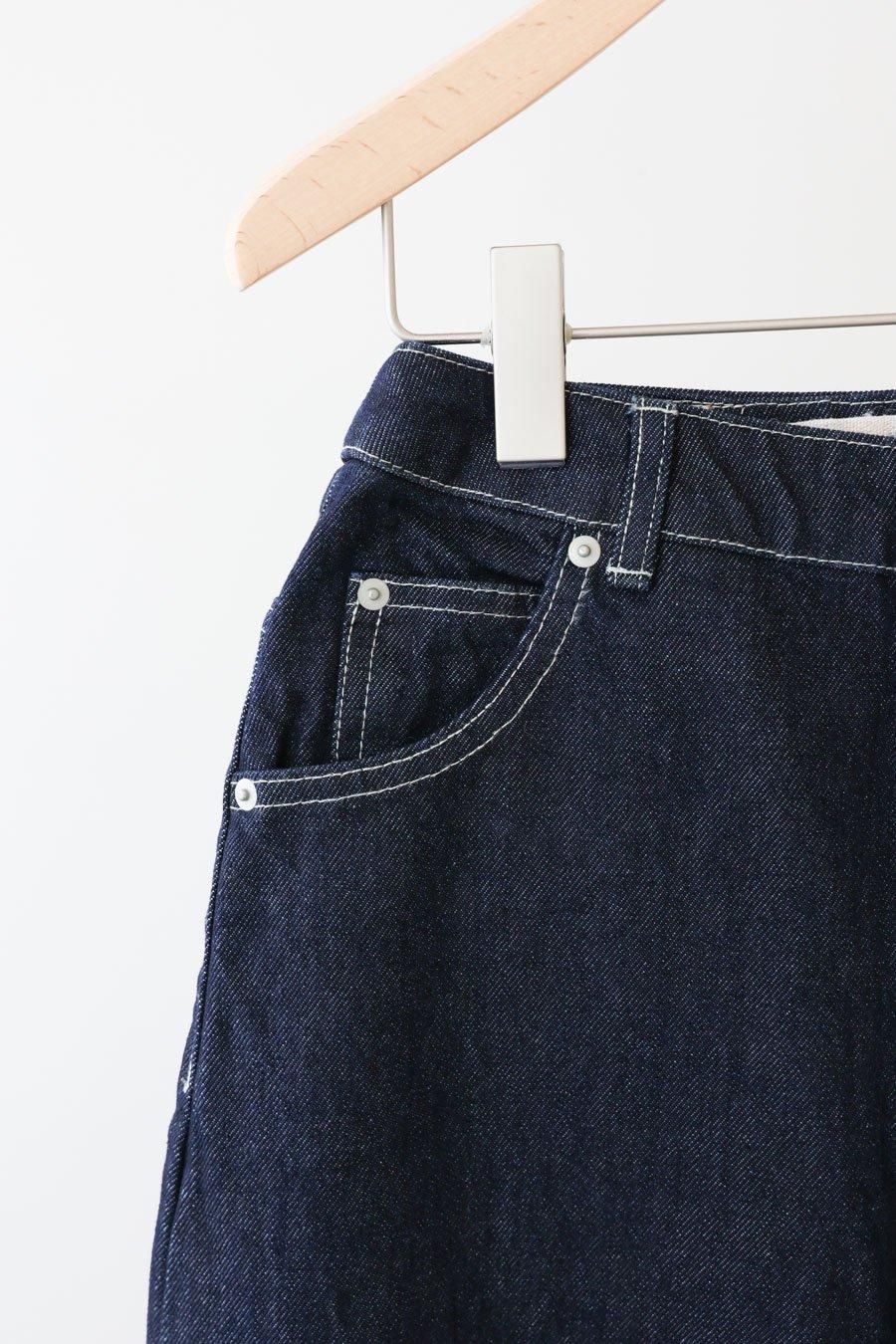 hi-waist curved denim【キナリノ掲載】 - MidiUmi(ミディウミ hi-waist curved denim【キナリノ掲載】 - MidiUmi(ミディウミ