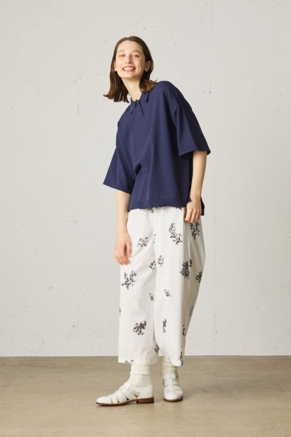 <img class='new_mark_img1' src='https://img.shop-pro.jp/img/new/icons8.gif' style='border:none;display:inline;margin:0px;padding:0px;width:auto;' />flower print pants