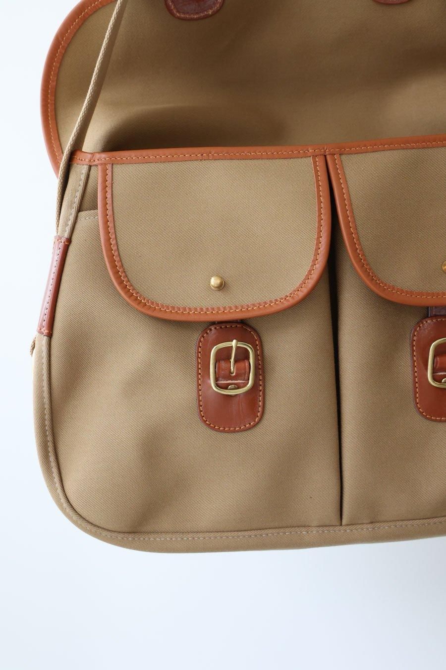 ARIEL TROUT LARGE / Brady - MidiUmi(ミディウミ)|OFFICIAL ARIEL TROUT LARGE / Brady - MidiUmi(ミディウミ)|OFFICIAL
