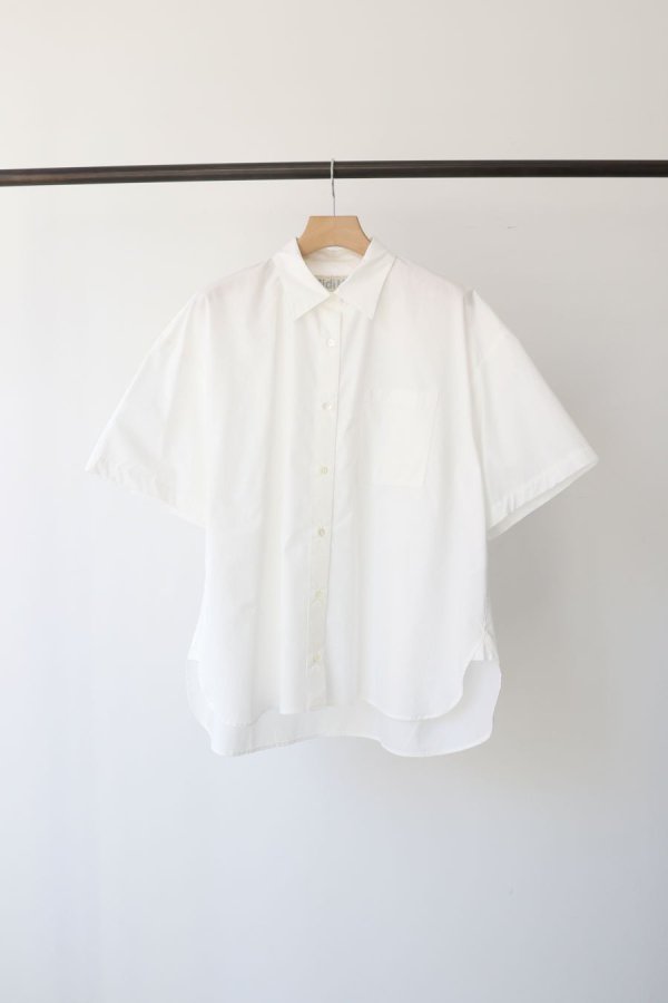 <img class='new_mark_img1' src='https://img.shop-pro.jp/img/new/icons8.gif' style='border:none;display:inline;margin:0px;padding:0px;width:auto;' />half sleeve wide shirt