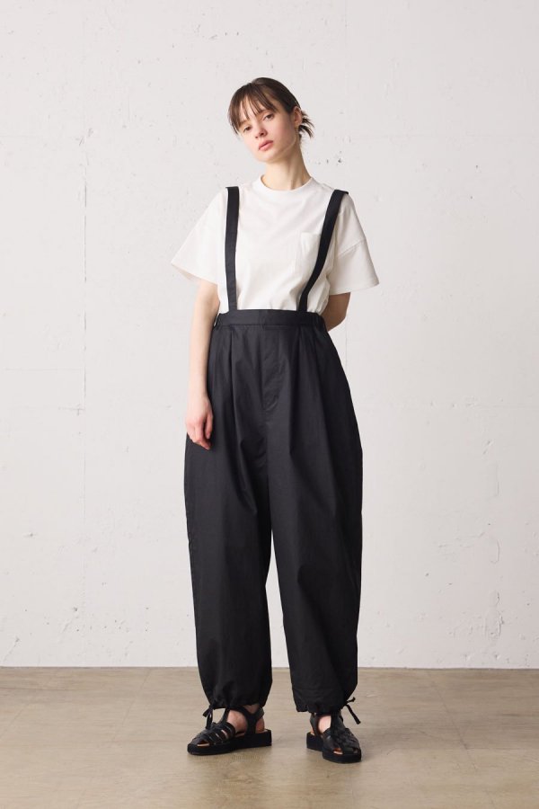<img class='new_mark_img1' src='https://img.shop-pro.jp/img/new/icons8.gif' style='border:none;display:inline;margin:0px;padding:0px;width:auto;' /> balloon pants with suspenders