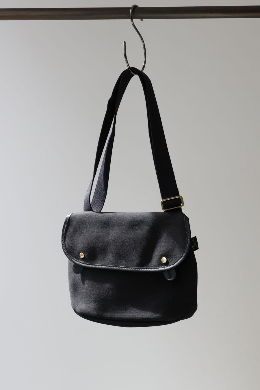 Brady | AVON 美品 AVON/ BRADY - MidiUmi（ミディウミ）｜OFFICIAL ONLINE SHOP