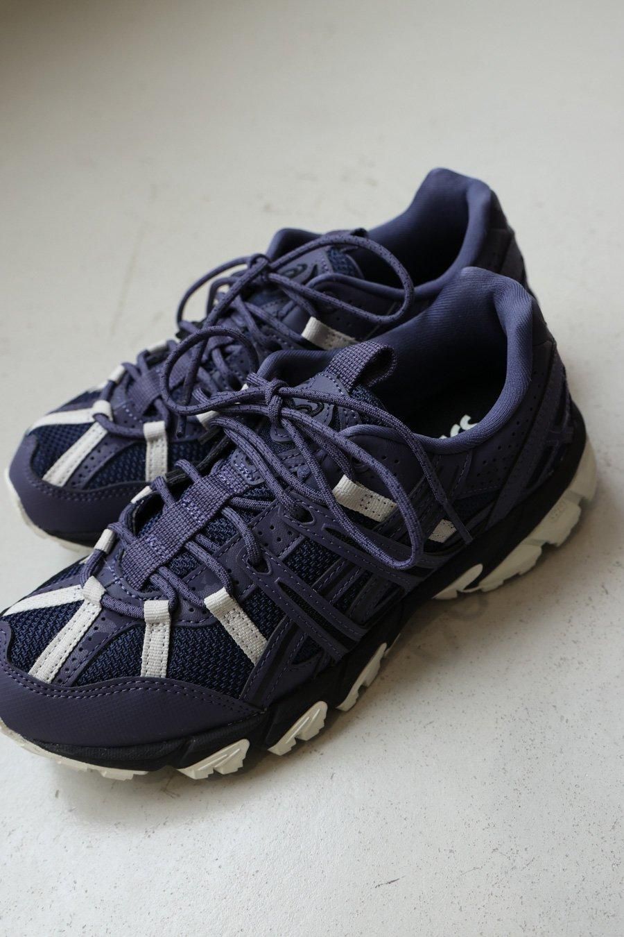 GEL-SONOMA 15-50 1203A538 / asics - MidiUmi（ミディウミ