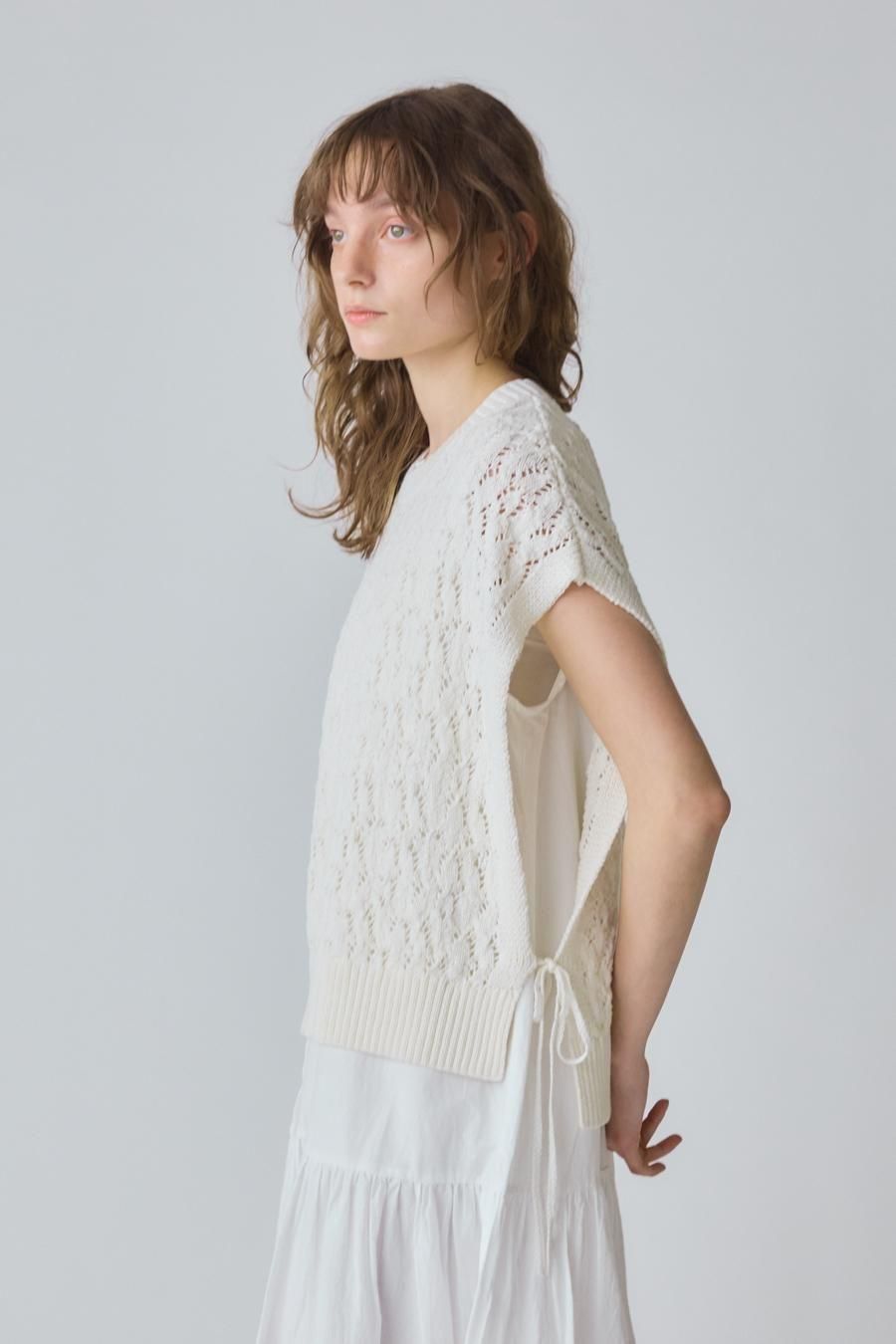新品　Midi Umi ミディウミ 　サイドリボンニットベスト tapeyarn side ribbon vest - MidiUmi（ミディウミ）｜OFFICIAL