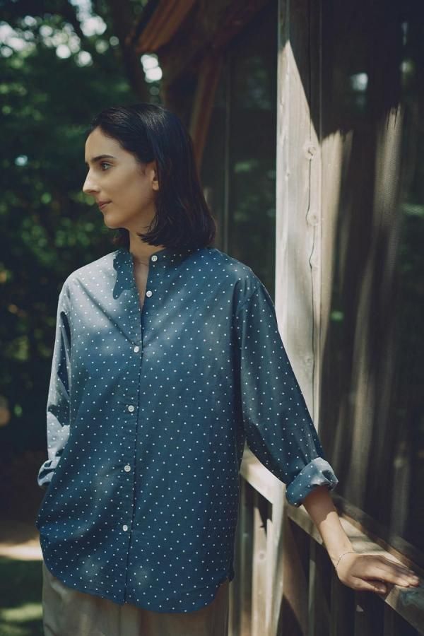 dots band collar shirt