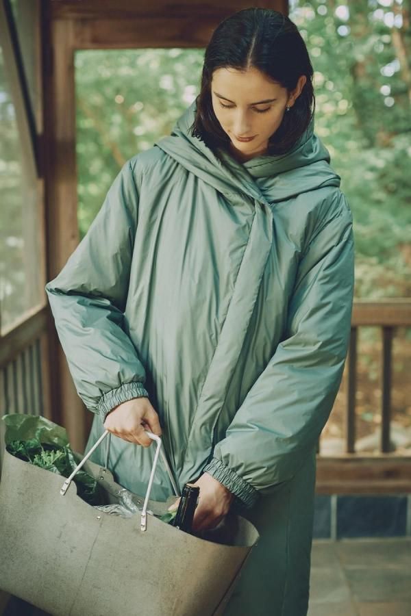 <img class='new_mark_img1' src='https://img.shop-pro.jp/img/new/icons8.gif' style='border:none;display:inline;margin:0px;padding:0px;width:auto;' />hooded middle down