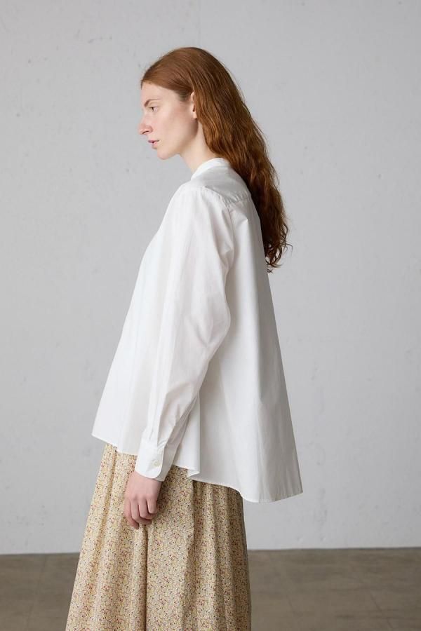 A line band collar shirt