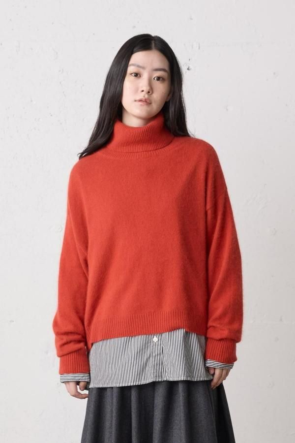 <img class='new_mark_img1' src='https://img.shop-pro.jp/img/new/icons8.gif' style='border:none;display:inline;margin:0px;padding:0px;width:auto;' />raccoon knit high neck pulloverFUDGE11Ǻܡ