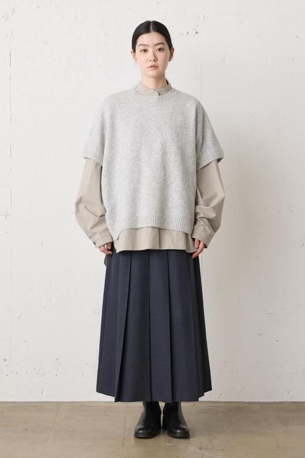 <img class='new_mark_img1' src='https://img.shop-pro.jp/img/new/icons8.gif' style='border:none;display:inline;margin:0px;padding:0px;width:auto;' />pleats skirt