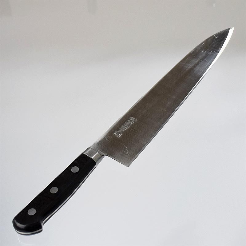 源助久「ツバ付牛刀」270mm スウェーデン鋼 - 越前本手打包丁と 源助久「ツバ付牛刀」270mm スウェーデン鋼 - 越前本手打包丁と
