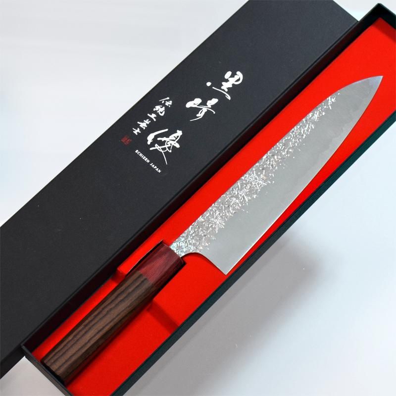 黒崎優 「雫」 牛刀210mm 粉末ハイス鋼・鎚目打・紫檀八角柄 黒崎優 「雫」 牛刀210mm 粉末ハイス鋼・鎚目打・紫檀八角柄
