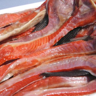 紅鮭ハラス(中塩)