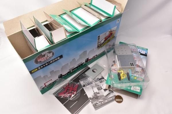 送料無料】GJ! はたらくのりもの百景 002 未来を築く建設現場