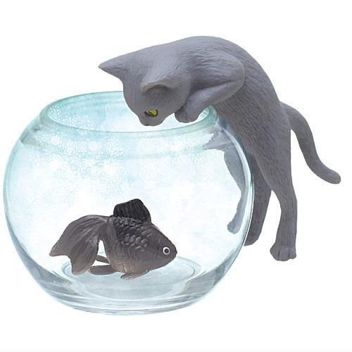 雑誌で紹介された 猫と金魚 カプセル ガチャガチャ [2.灰猫と金魚(黒)],奇譚クラブ 絵画