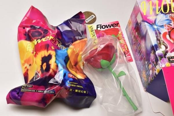 MOLLY×蜷川実花　フラワードリーミング　シリーズ　Red Rose POPMART MOLLY×蜷川実花 フラワードリーミング シリーズ [1.Red