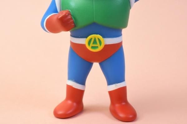 信頼への信頼 シャンプー 未使用 T20 クレヨンしんちゃん こどもシャンプー 青 その他