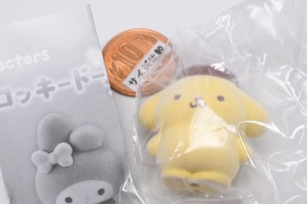 ポムポムプリン　フロッキー ポムポムプリン ふわふわフロッキーマスコット｜商品情報