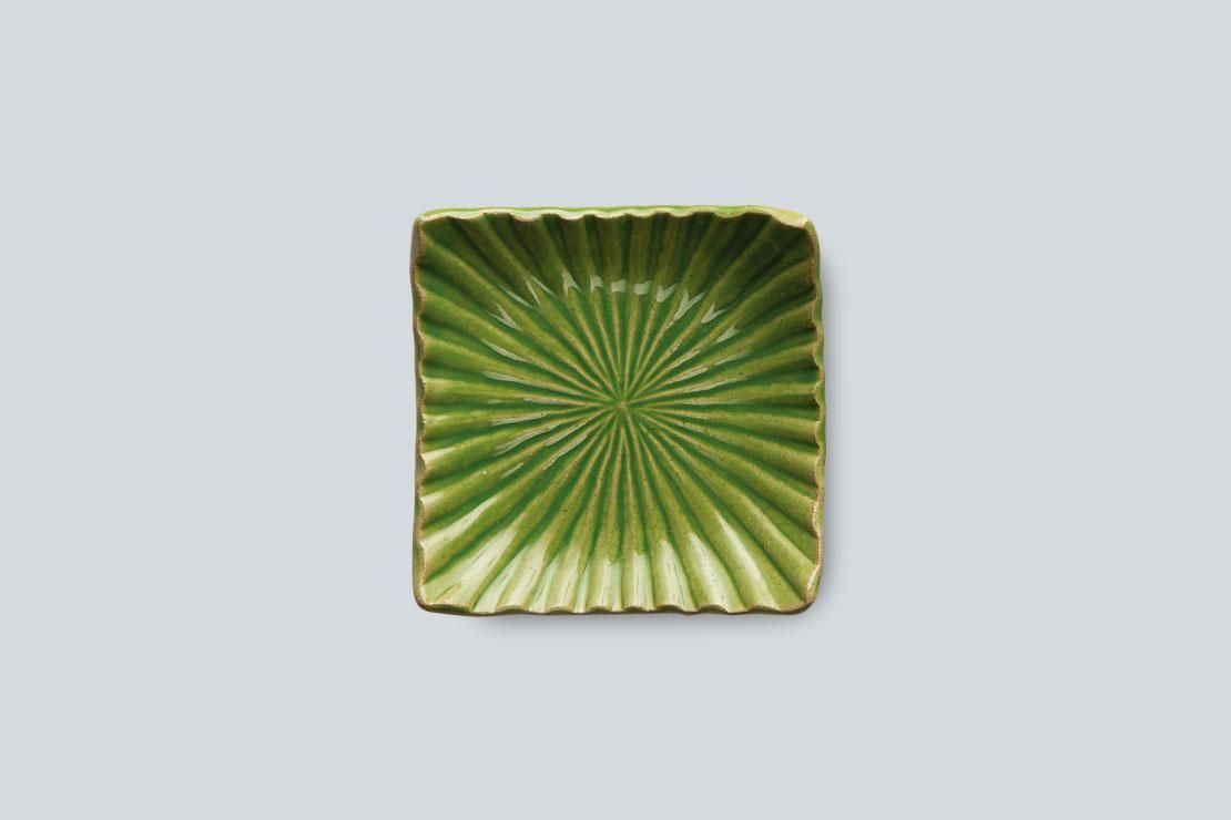 角皿　野の花　辻修作品 角皿 野の花 辻修作品 角皿野の花辻修作品