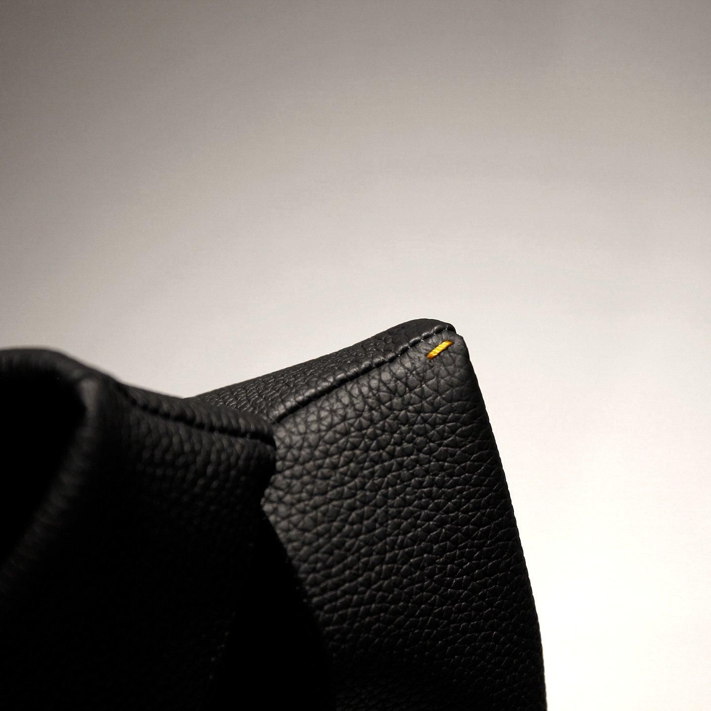 Chic Sac | トゴレザーのハンドバッグ - Leather works