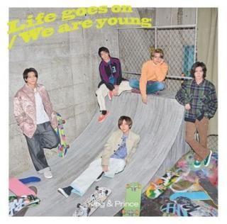 šLife goes on / We are young (A)(DVD)