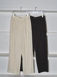 TODAYFUL<BR>Asymmetry Twill Trousers<BR>