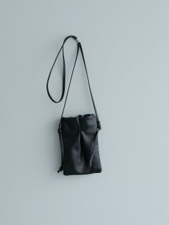 <img class='new_mark_img1' src='https://img.shop-pro.jp/img/new/icons14.gif' style='border:none;display:inline;margin:0px;padding:0px;width:auto;' />anuke<br>Leather Pochette<br>