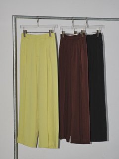<img class='new_mark_img1' src='https://img.shop-pro.jp/img/new/icons14.gif' style='border:none;display:inline;margin:0px;padding:0px;width:auto;' />TODAYFUL<BR>Tuck Wide Trousers<BR>
