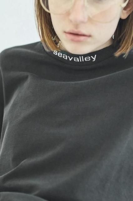 SEA SEAVALLEY SKATER L/S TEE ホワイト　シー　rie SEA SEAVALLEY SKATER L/S TEE ホワイト シー rie - メルカリ