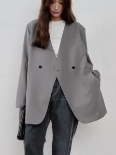 Hella ͽ󥢥ƥ<br>double button no collar jacket<br>