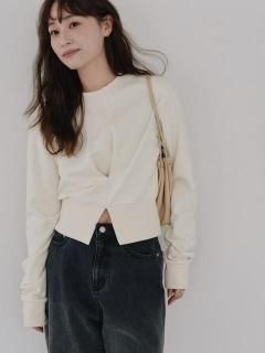 <img class='new_mark_img1' src='https://img.shop-pro.jp/img/new/icons14.gif' style='border:none;display:inline;margin:0px;padding:0px;width:auto;' />Hella <BR>front tuck cropped sweat<BR>