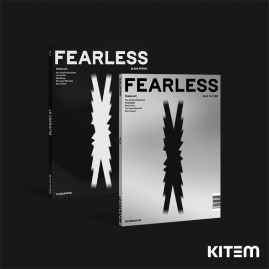 LE SSERAFIM - 1st Mini Album [FEARLESS] (Vol.1 BLACK PETROL + Vol.2 BLUE  CHYPRE 2枚1セット) - kitem