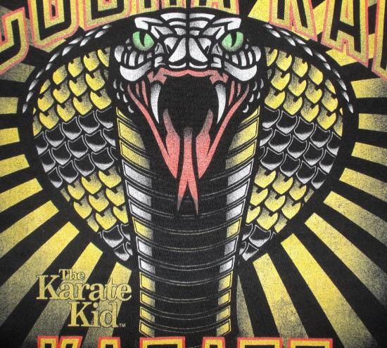 バンドTシャツ 通販 ベスト キッド,Tシャツ,コブラ会,THE KARATE KID,COBRA KAI,空手,カンフー,道場,ユニフォーム,タトゥー,映画,ムービー バンドTシャツ 通販 ベスト キッド,Tシャツ,コブラ会,THE KARATE KID,COBRA KAI,空手,カンフー,道場,ユニフォーム,タトゥー,映画,ムービー