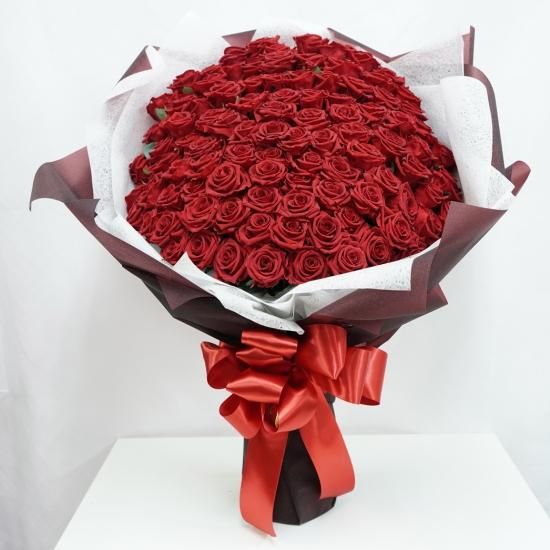 ROSEGIFT]プレミアムプリザーブドローズ 100本薔薇花束 | 北九州